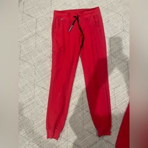 Red figs Zamora joggers